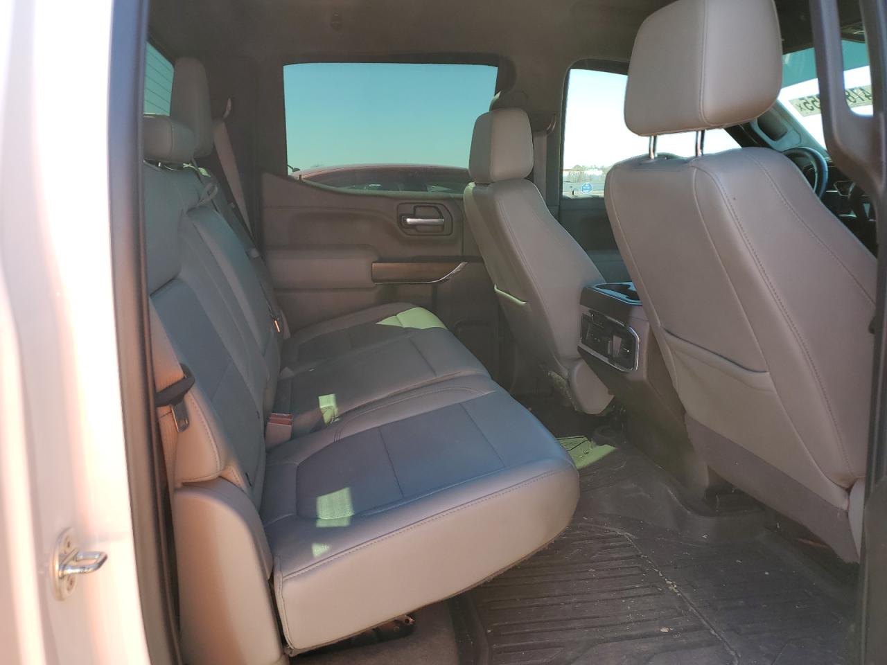 2019 GMC Sierra - Image 10