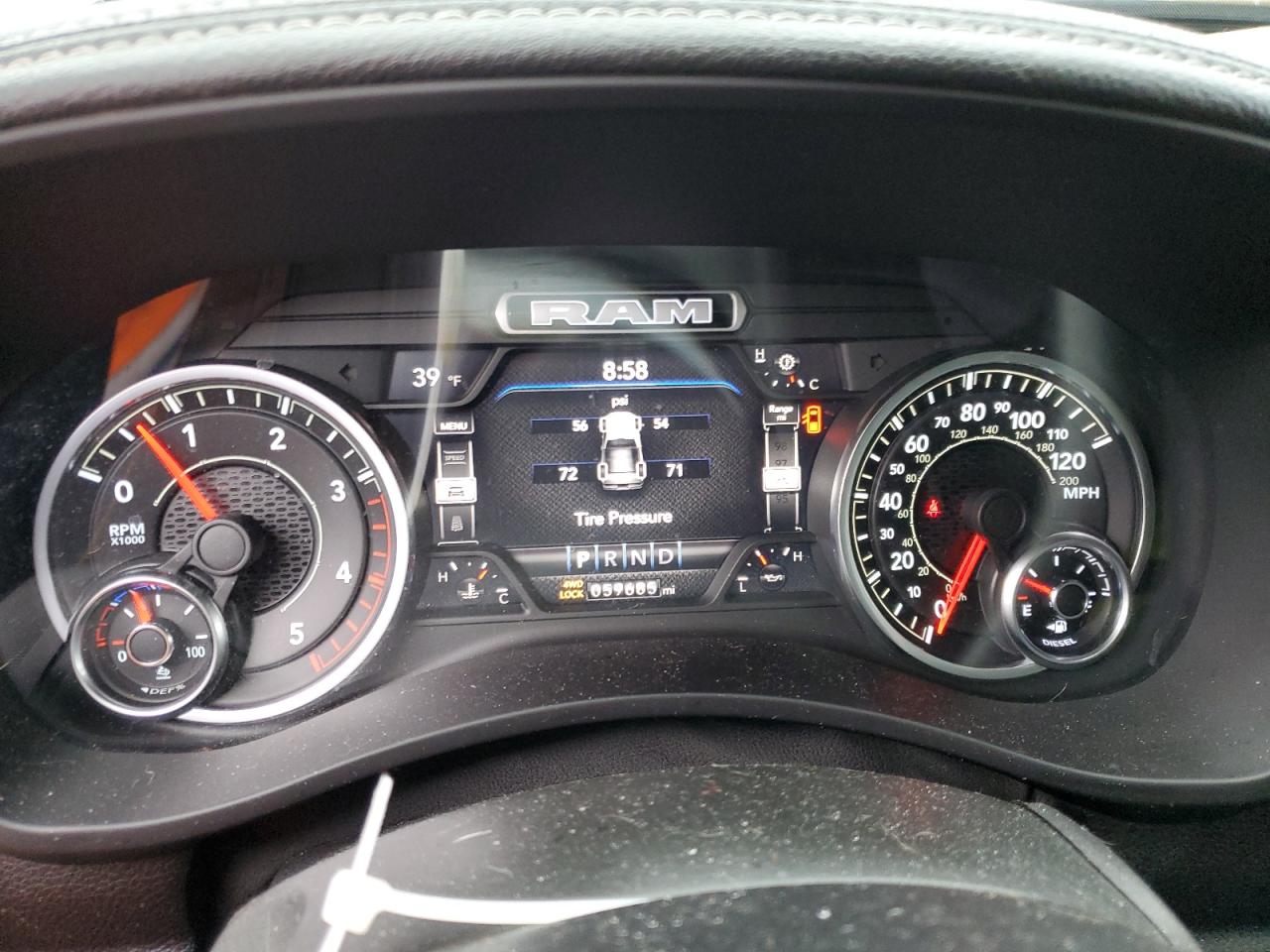 2022 RAM 3500 - Image 9