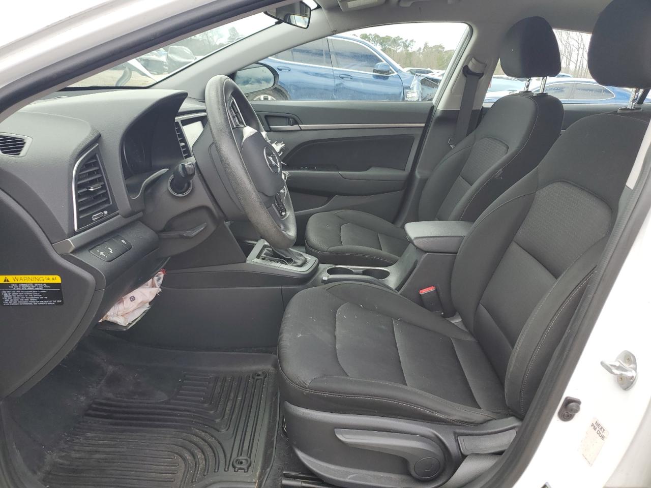 2018 Hyundai Elantra - Image 7