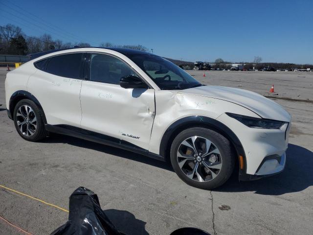  FORD MUSTANG 2021 Белый