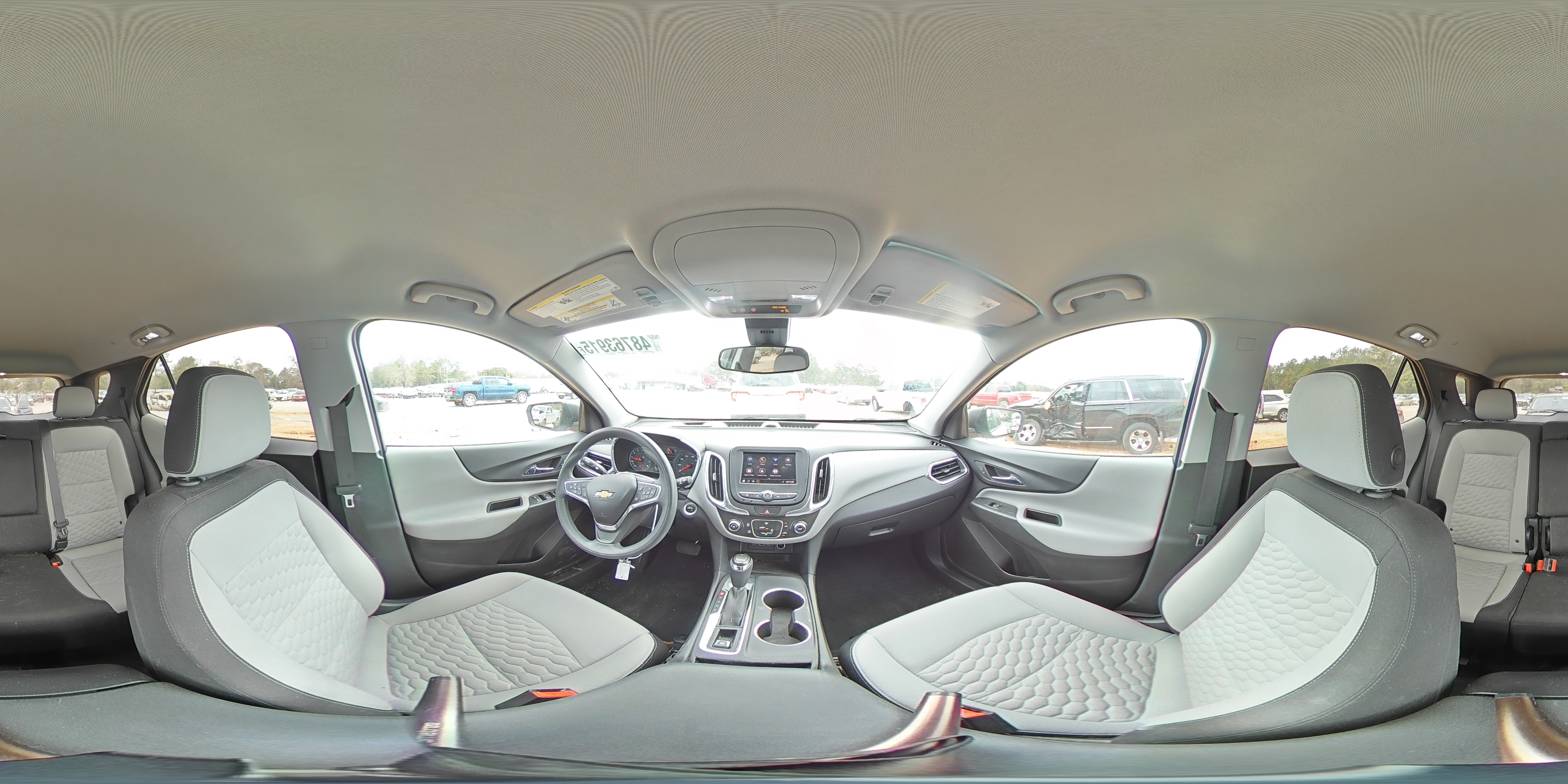 2020 Chevrolet Equinox - Image 13