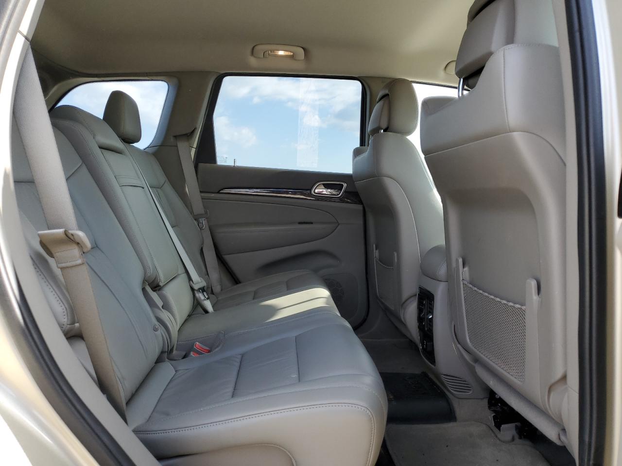 2011 Jeep Grand Cherokee Laredo VIN: 1J4RR4GG9BC557704 Lot: 50712255