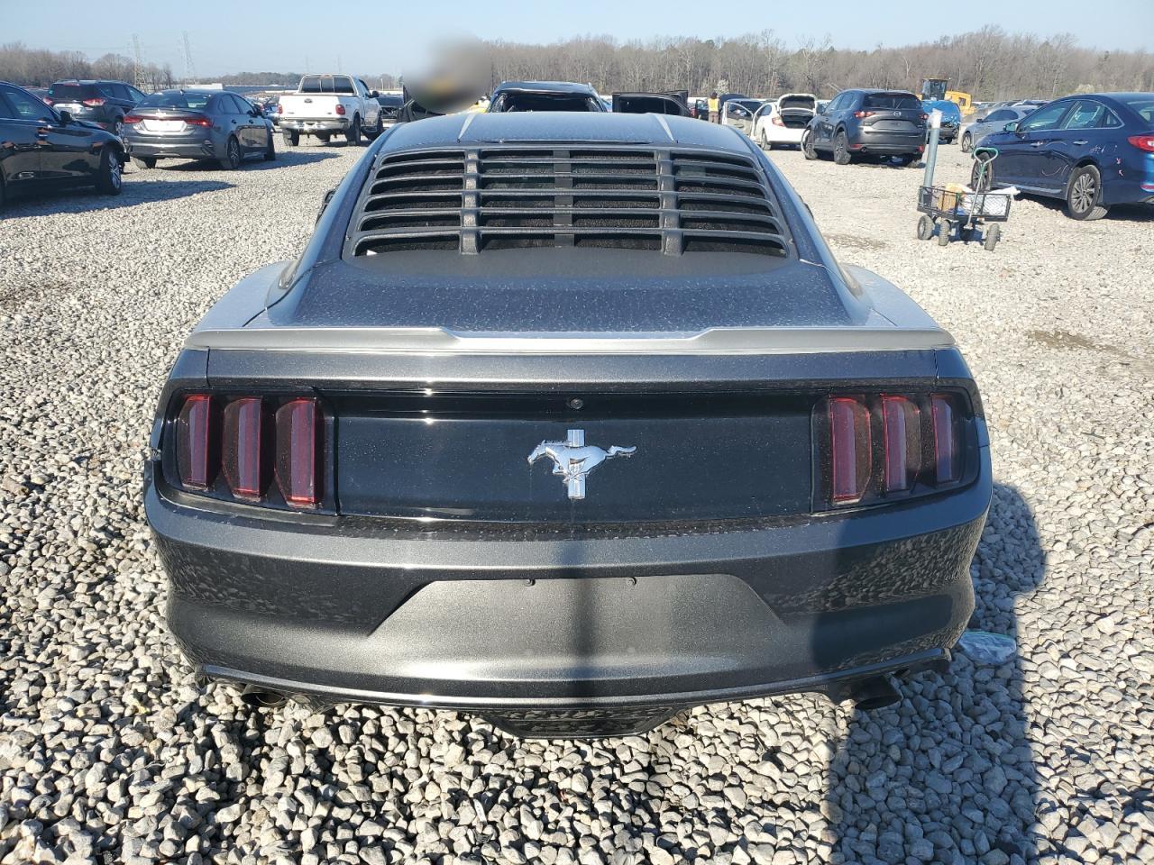 2015 Ford Mustang - Image 6