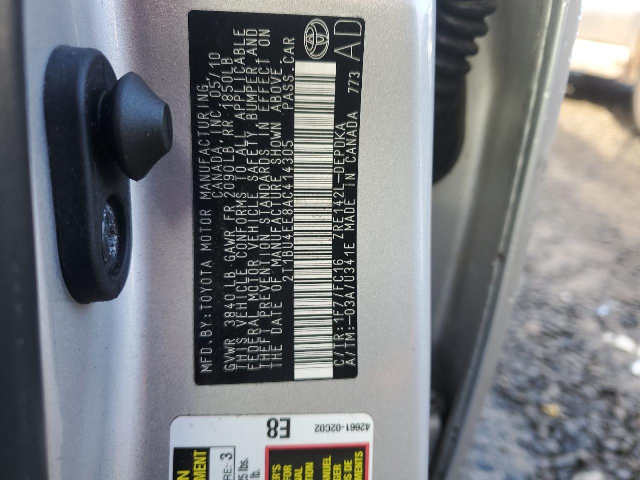 2010 Toyota Corolla - Image 12