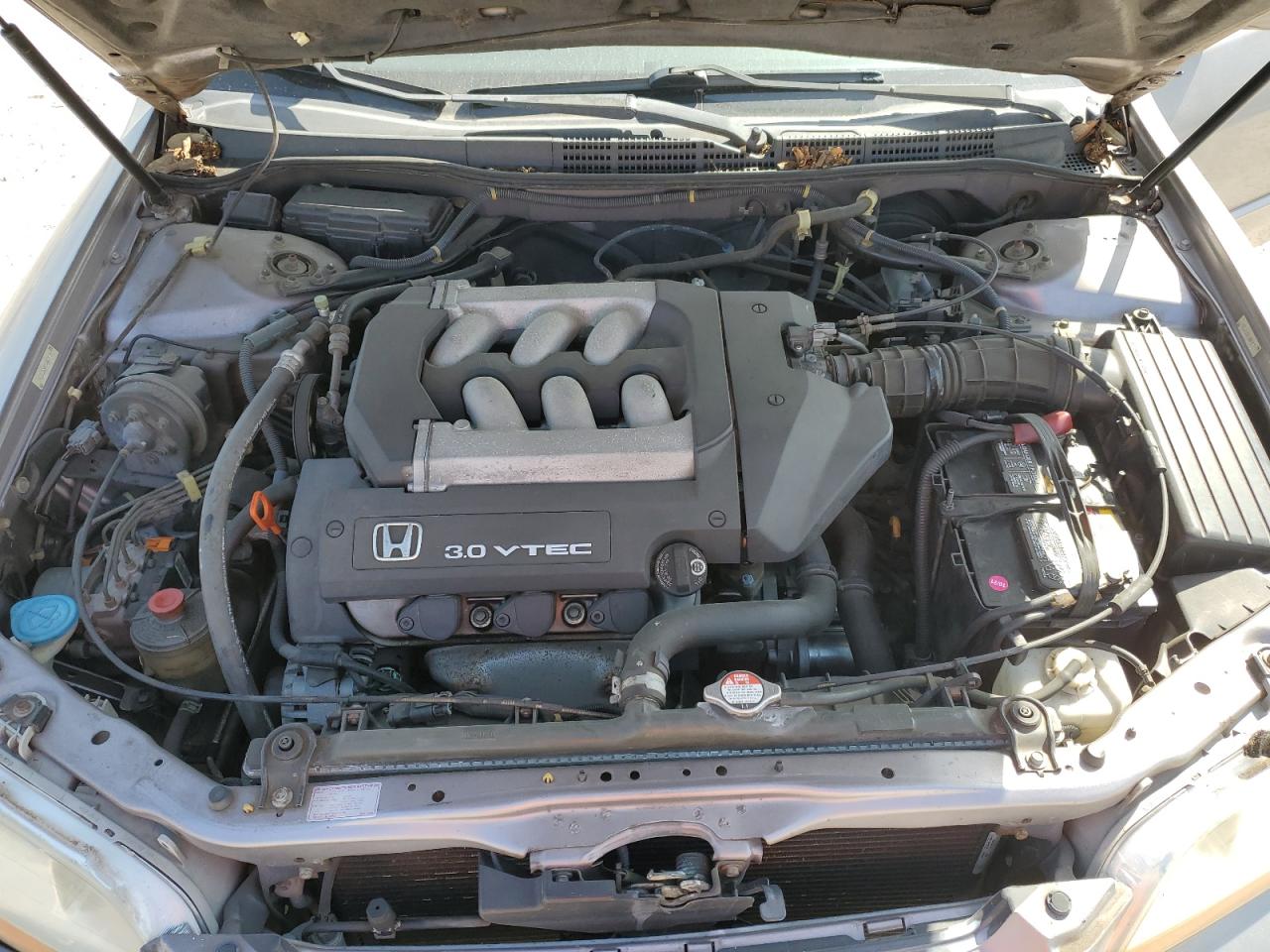 2000 Honda Accord - Image 11