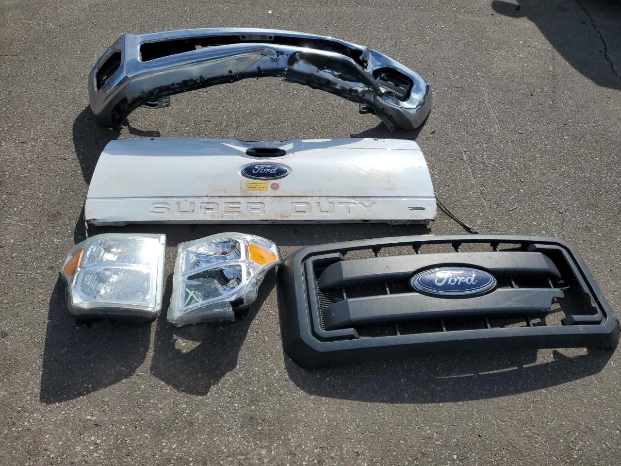 2015 Ford F250 - Image 12