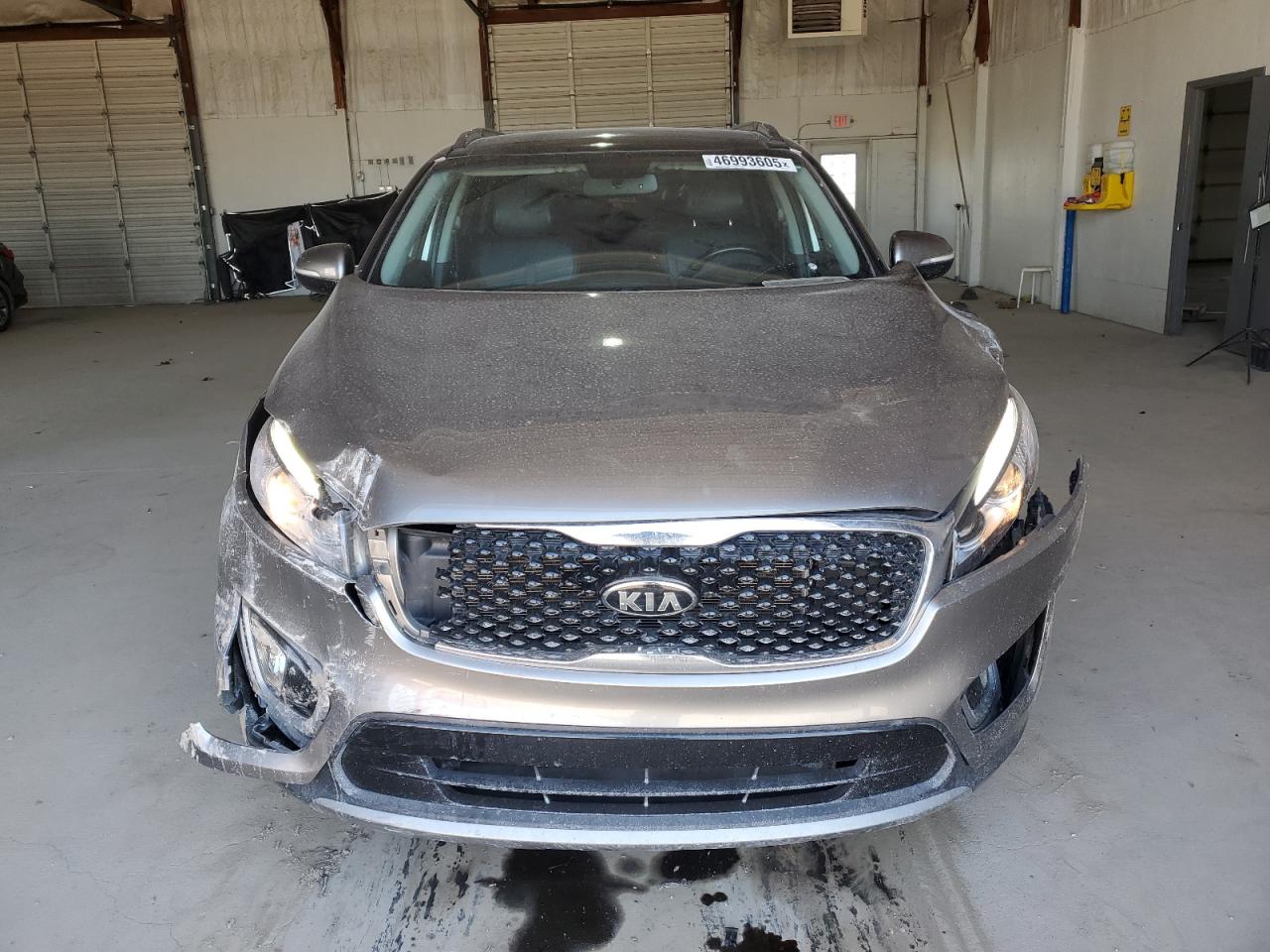 2016 Kia Sorento - Image 5
