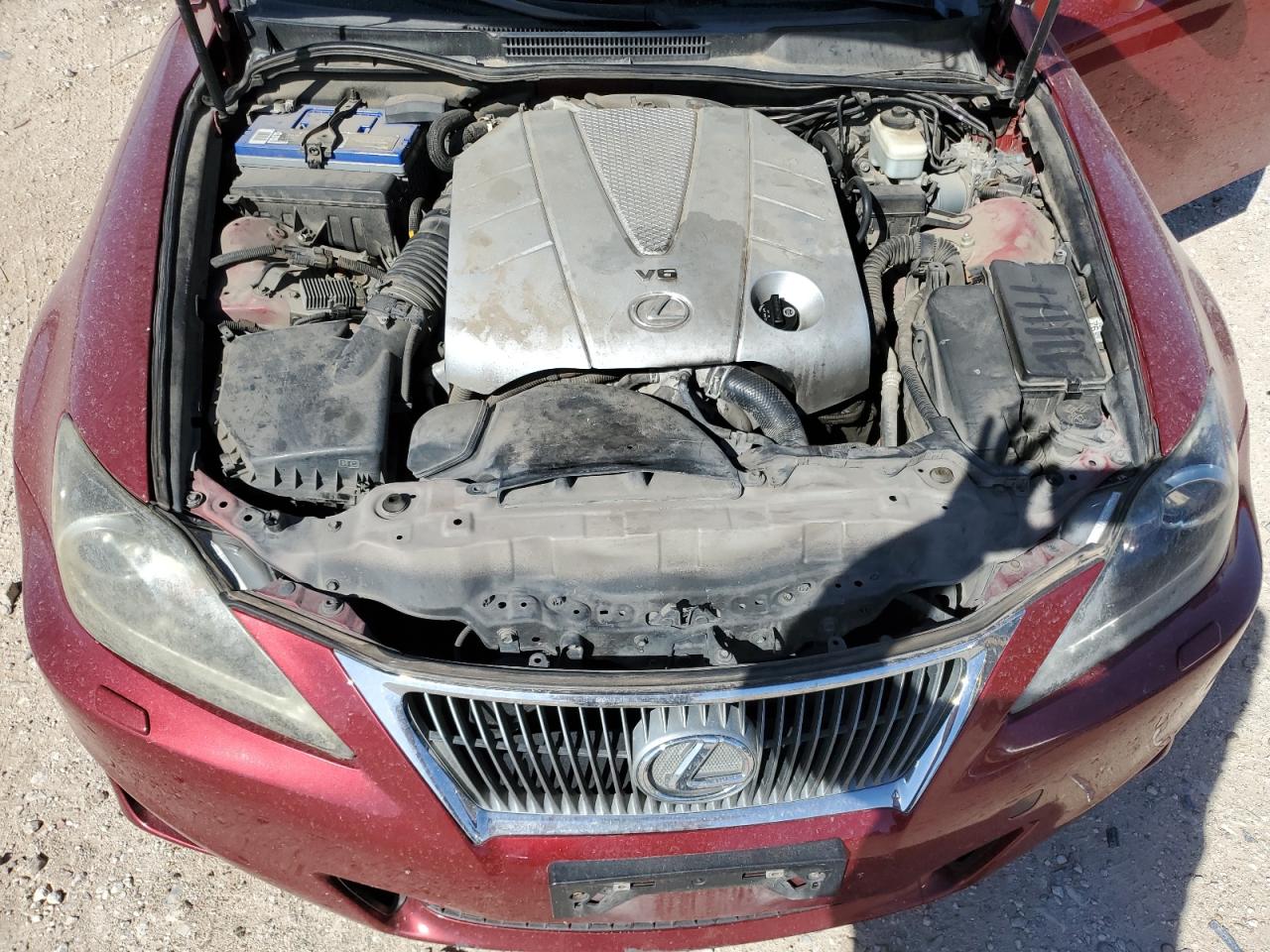 2011 Lexus IS - Image 11