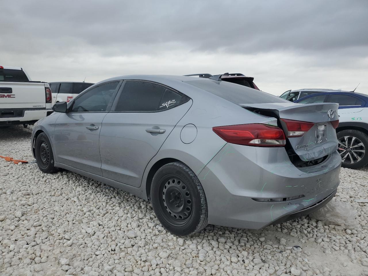 2017 Hyundai Elantra - Image 2