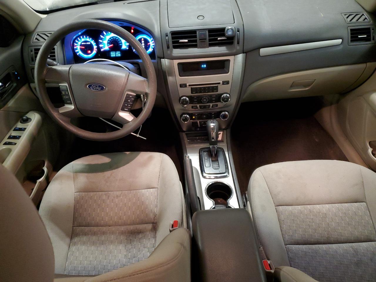 2010 Ford Fusion - Image 8