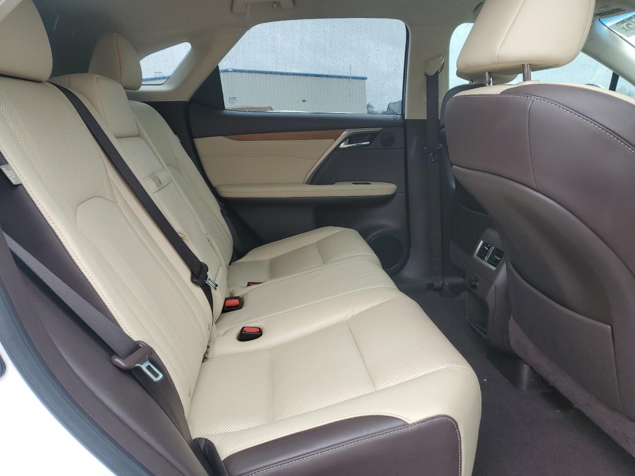 2019 Lexus RX - Image 11