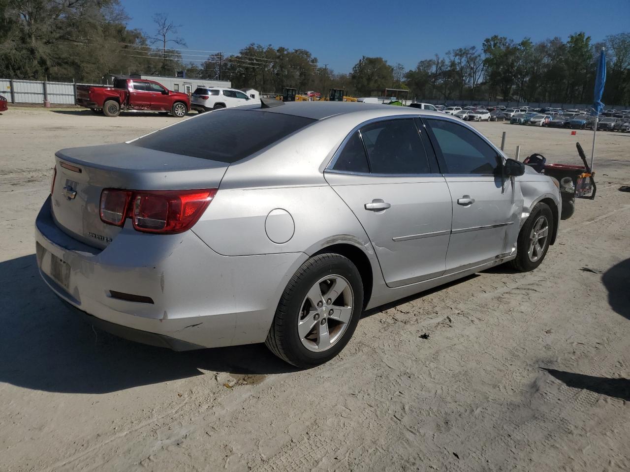 2015 Chevrolet Malibu - Image 3