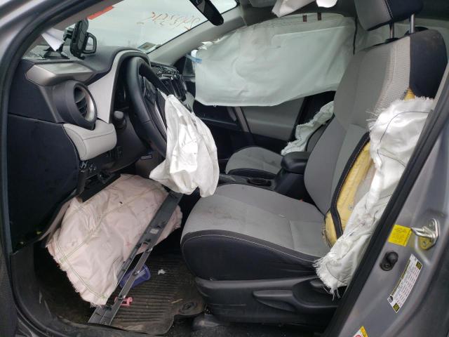 Паркетники TOYOTA RAV4 2017 Серебристый