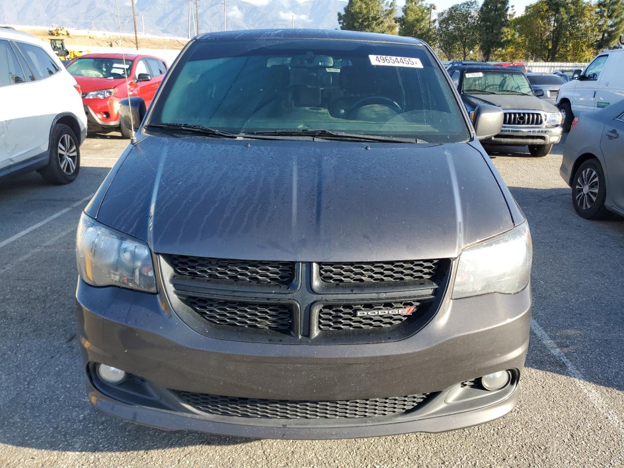 2018 Dodge Caravan - Image 5