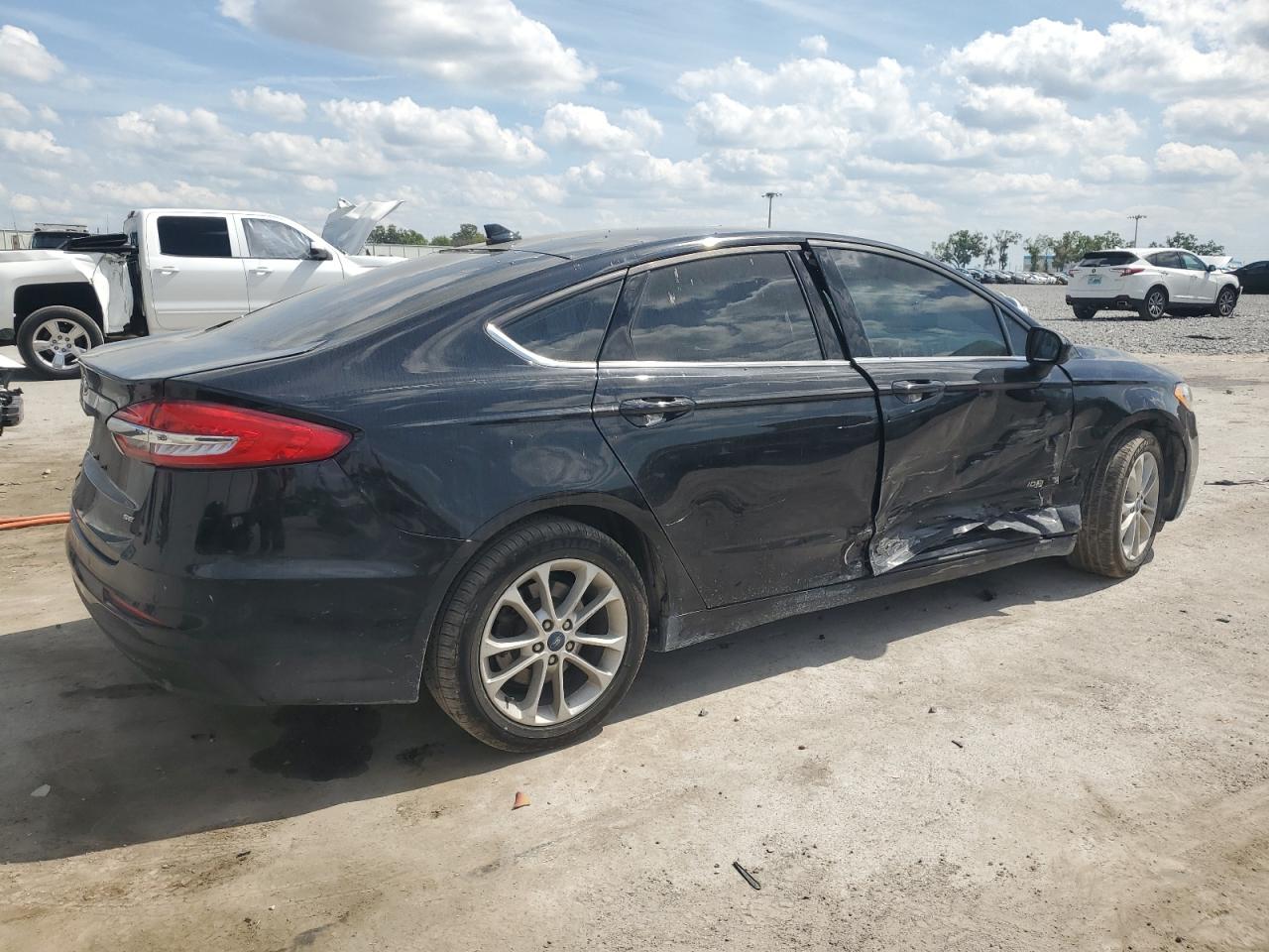 2019 Ford Fusion - Image 3