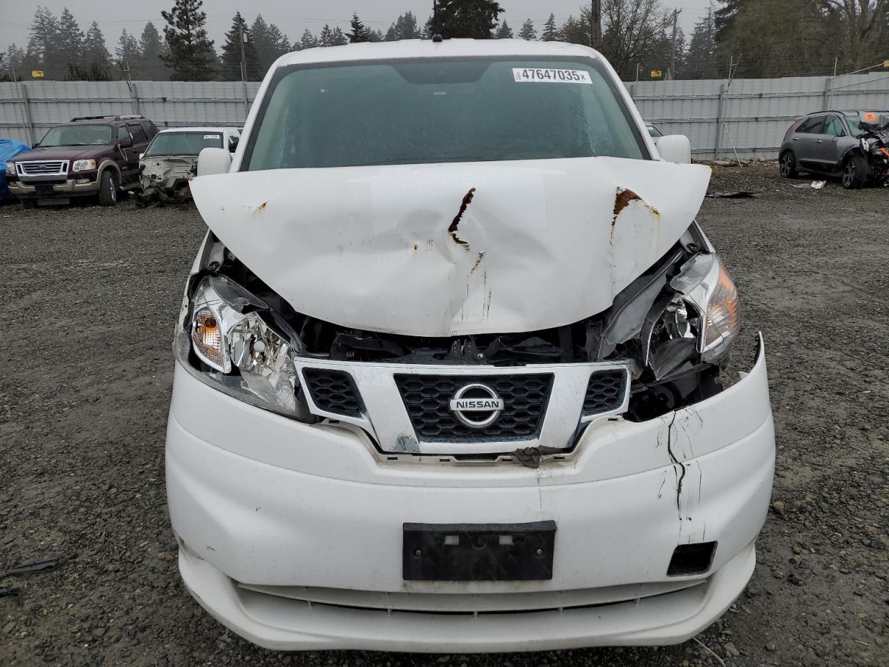 2017 Nissan NV - Image 5