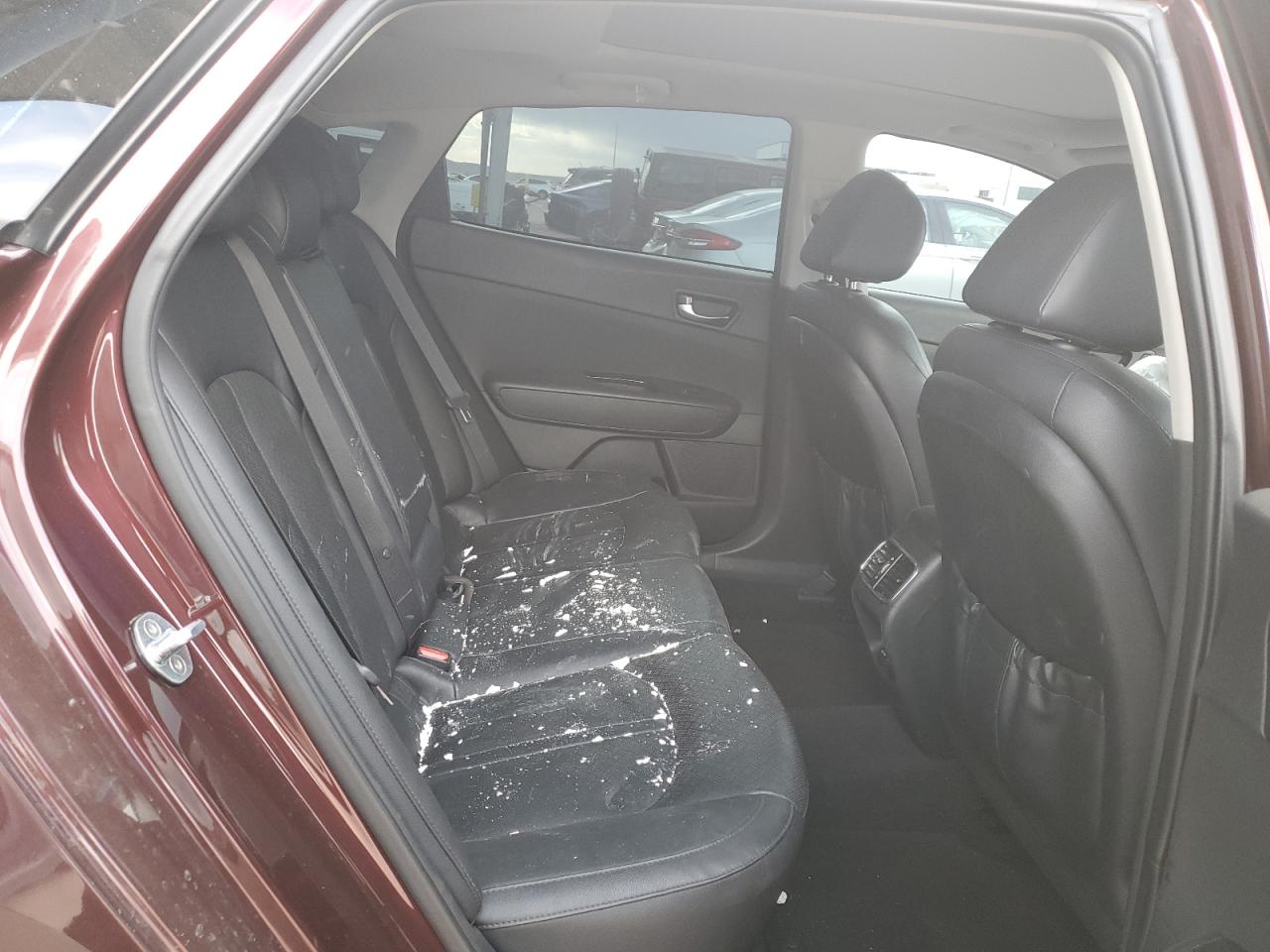 2016 Kia Optima - Image 10