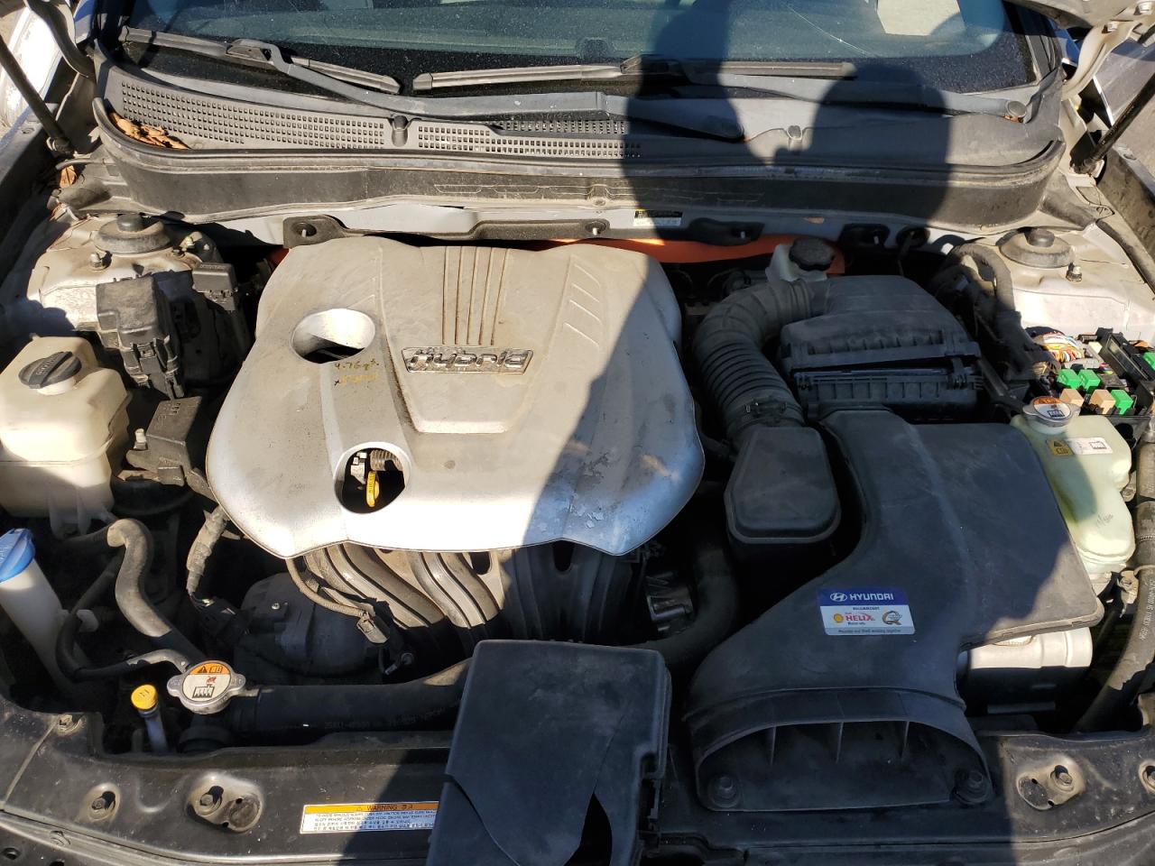 2011 Hyundai Sonata - Image 12