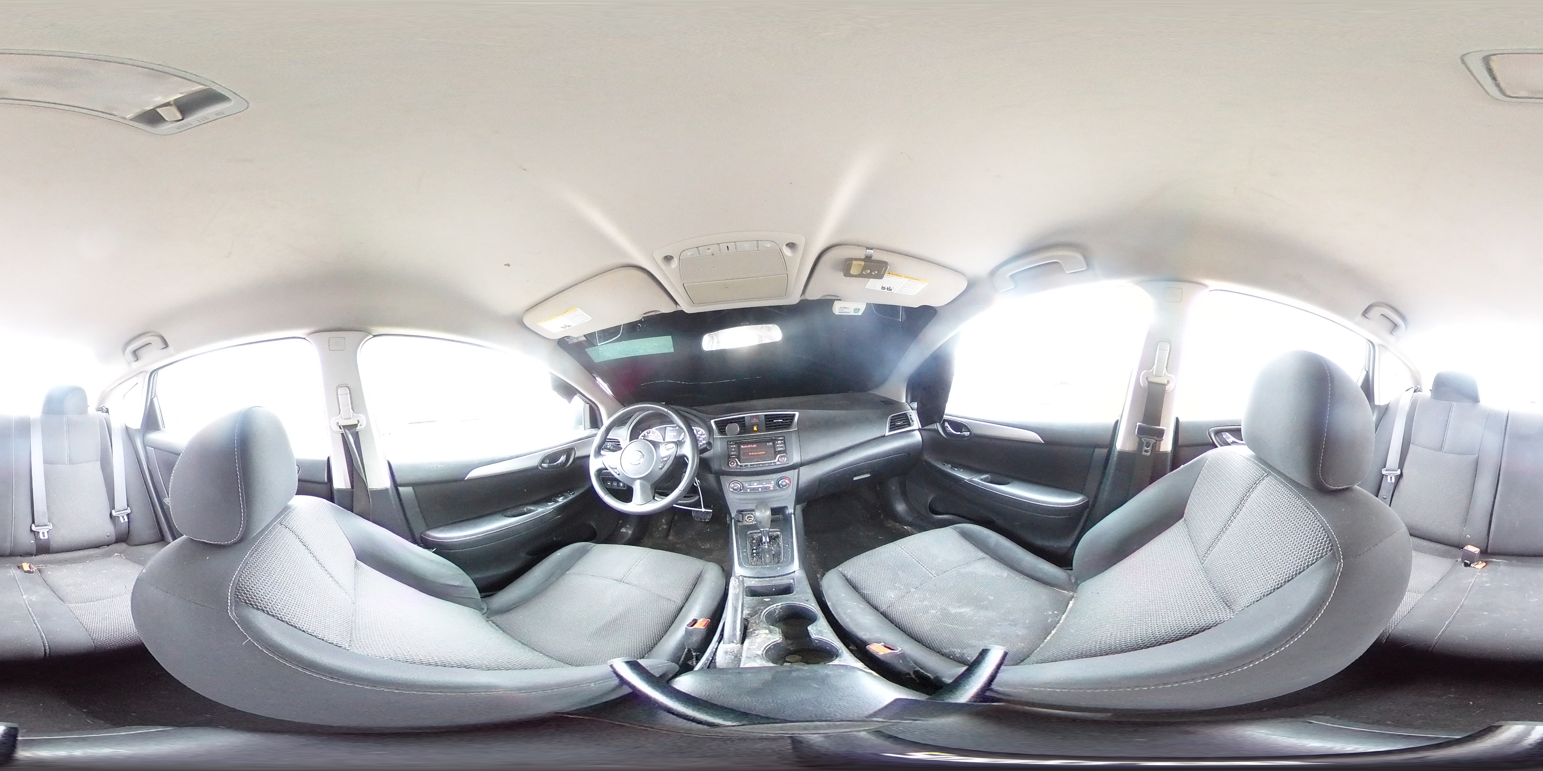 2018 Nissan Sentra - Image 13