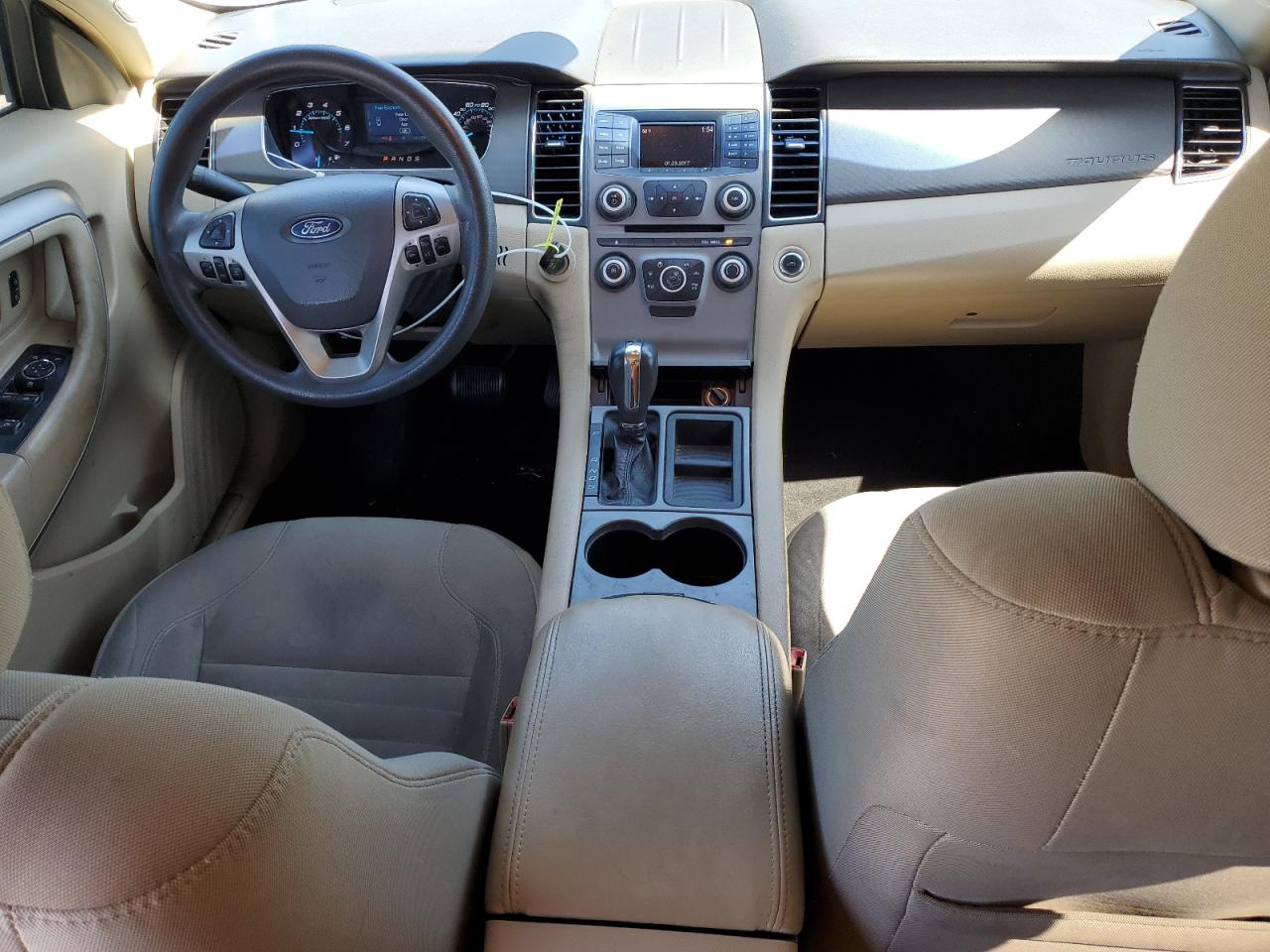 2015 Ford Taurus - Image 8