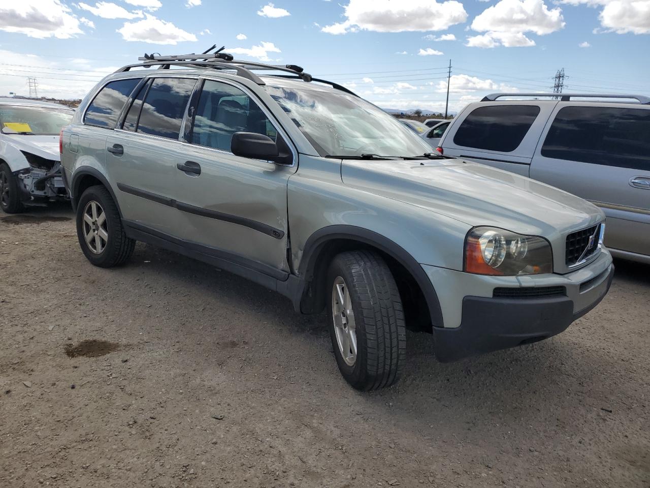 2004 Volvo XC90 - Image 4