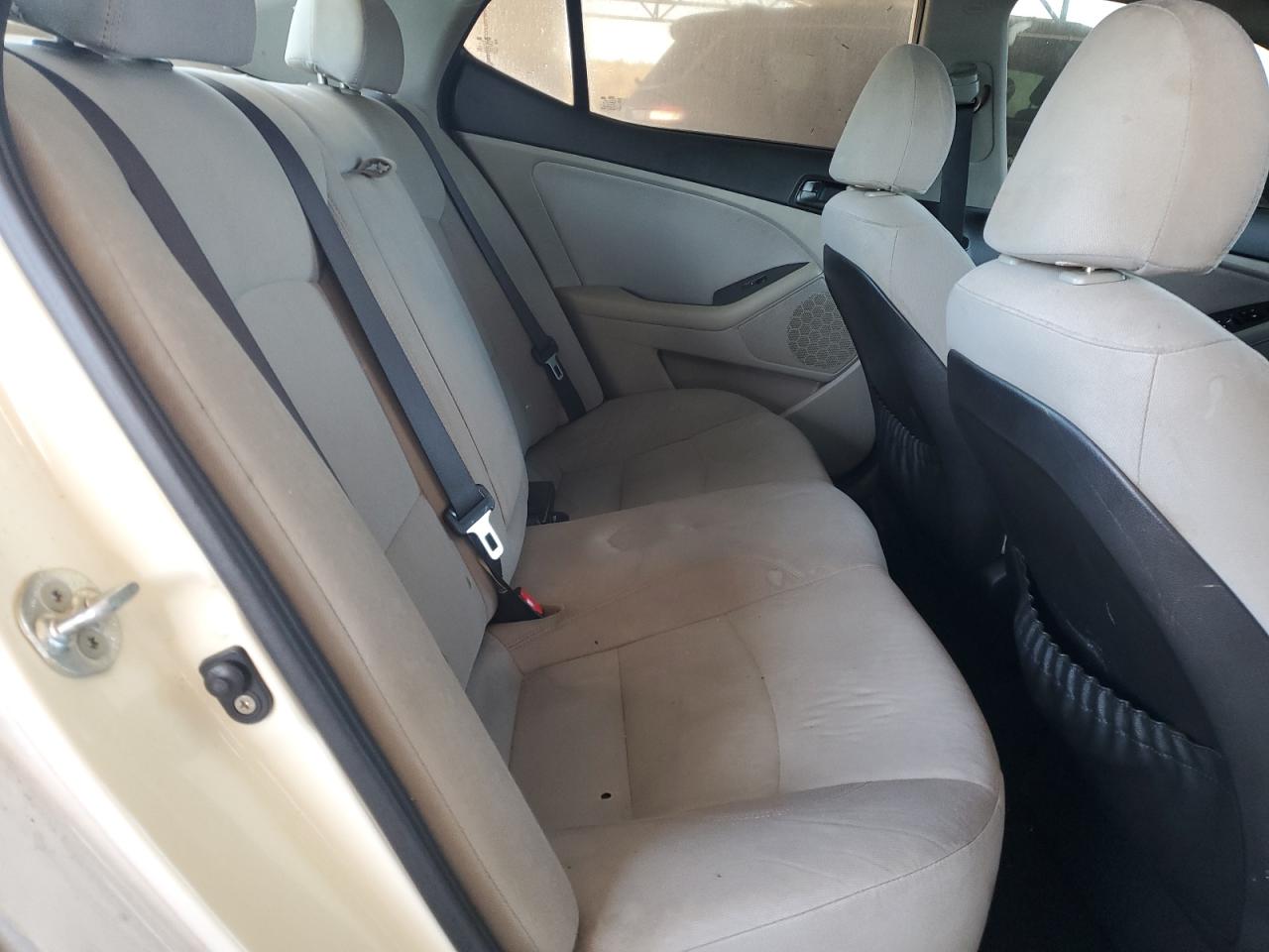 2015 Kia Optima - Image 10
