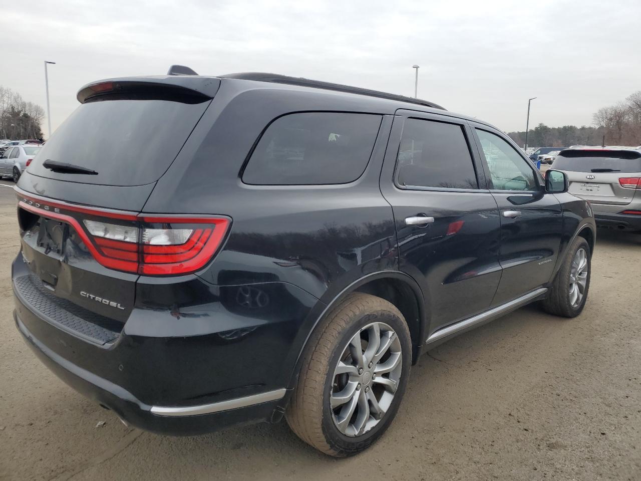 2017 Dodge Durango - Image 3