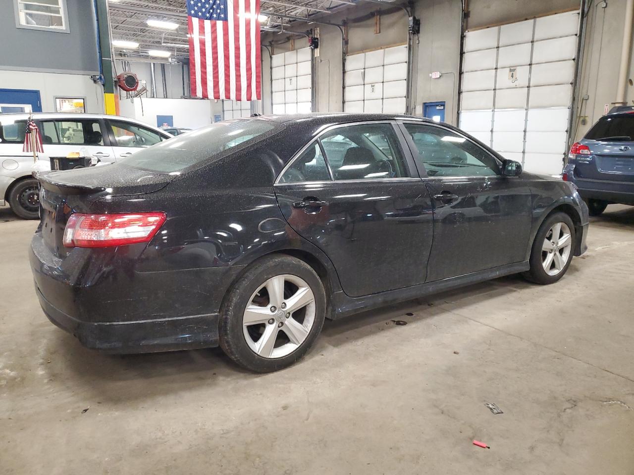 2010 Toyota Camry - Image 3