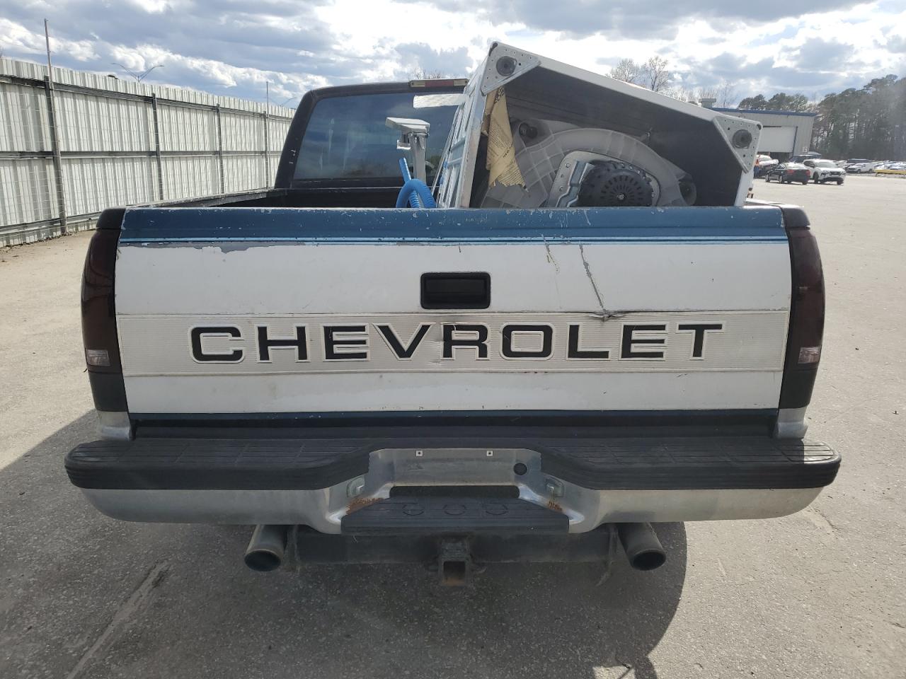 1994 Chevrolet GMT-400 - Image 6