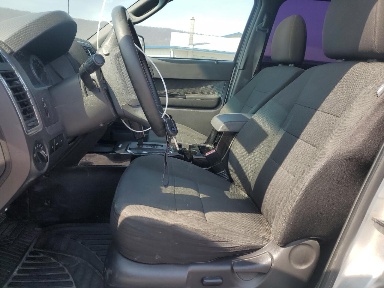 2010 Ford Escape - Image 7
