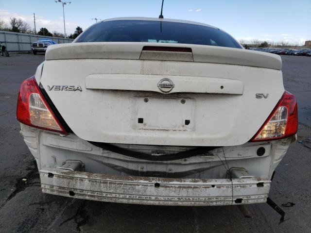  NISSAN VERSA 2018 Biały