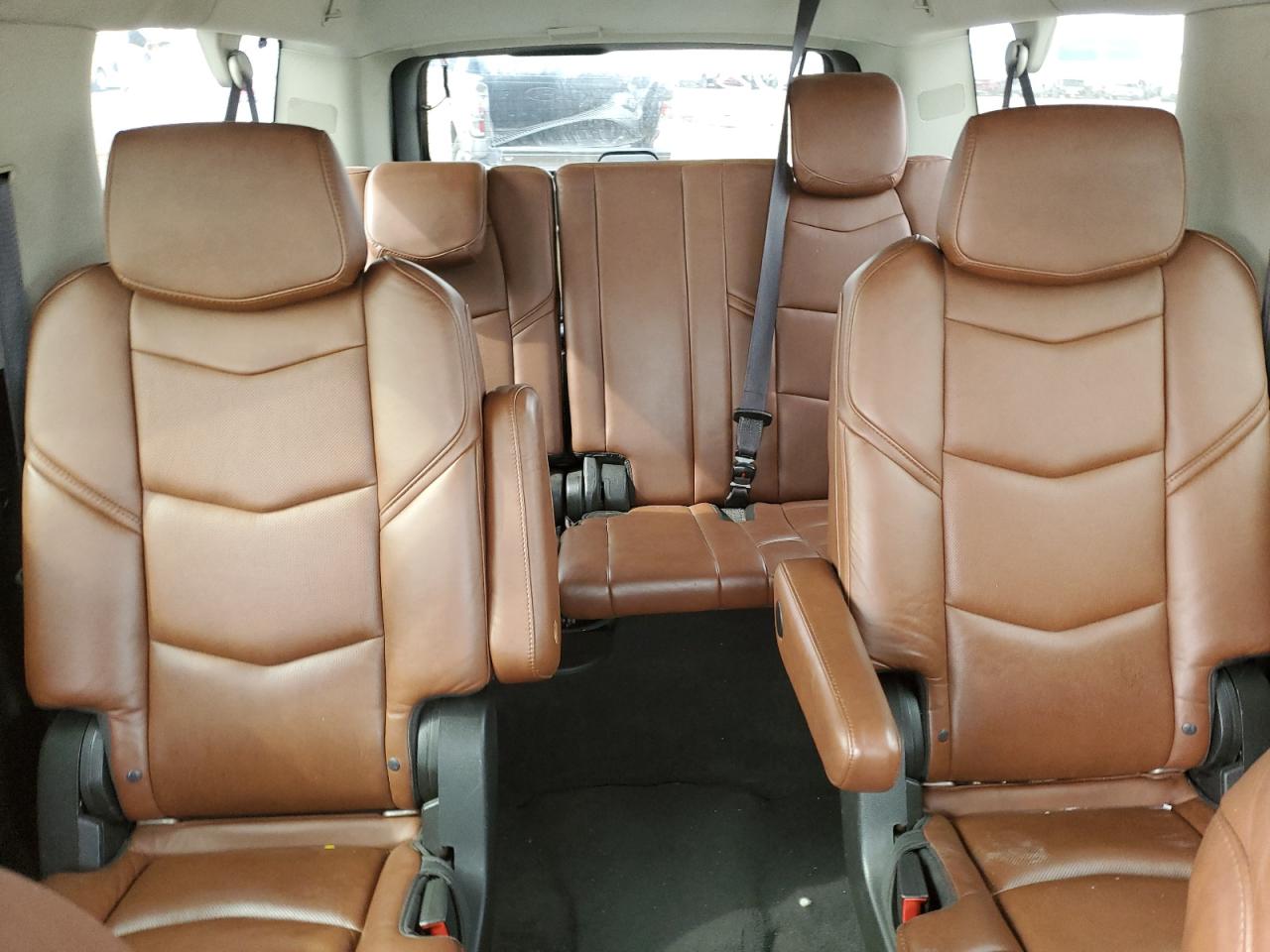 2016 Cadillac Escalade - Image 10