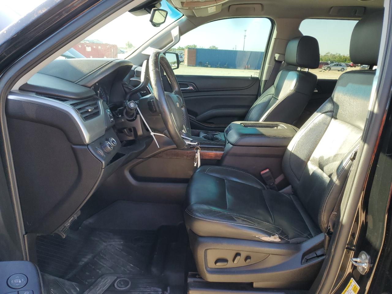 2015 Chevrolet Suburban - Image 7