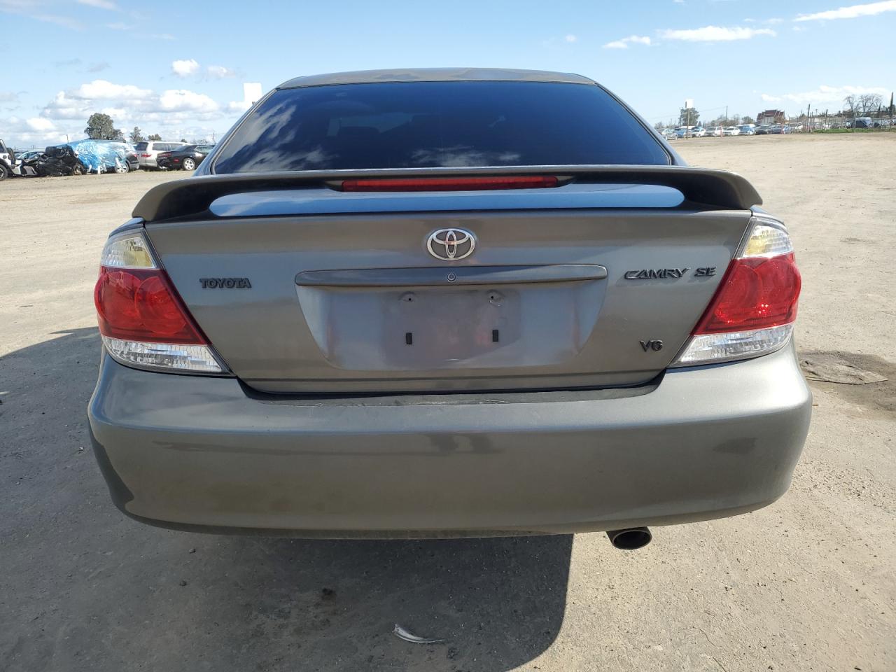 2005 Toyota Camry - Image 6