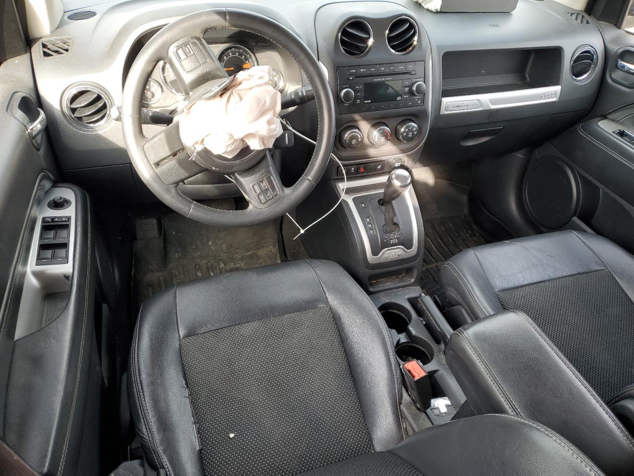 2014 Jeep Compass - Image 8