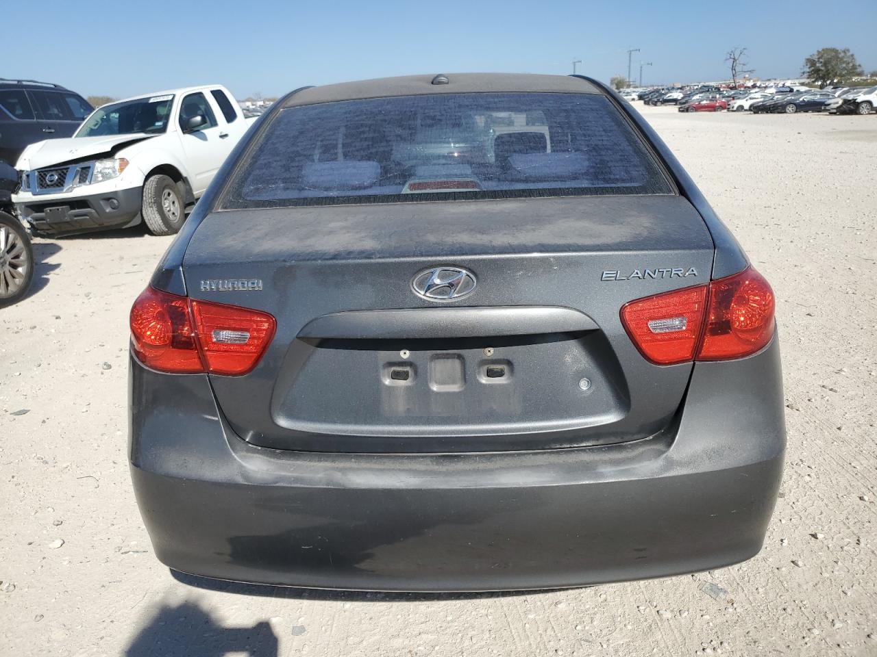 2008 Hyundai Elantra - Image 6