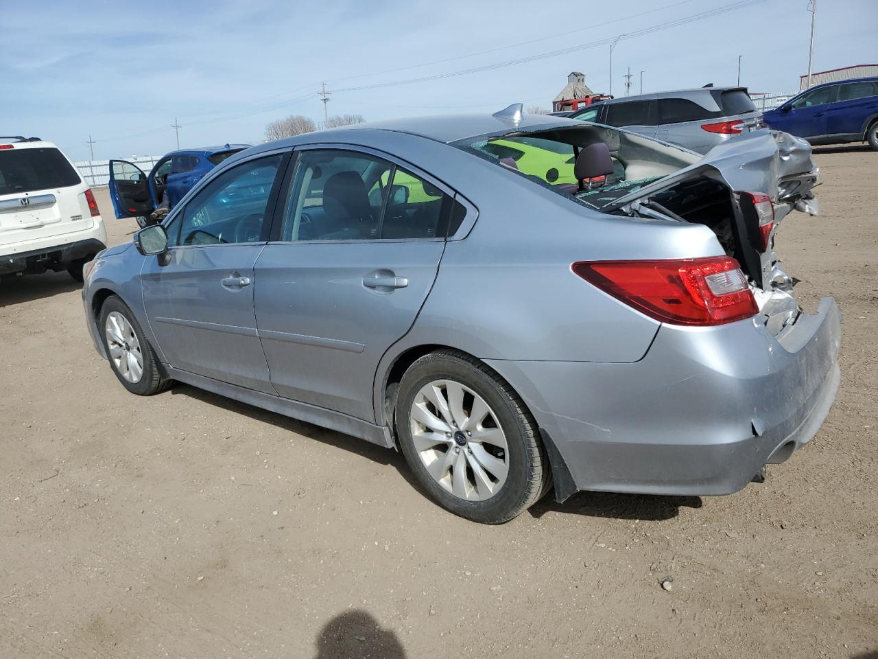 2016 Subaru Legacy - Image 2