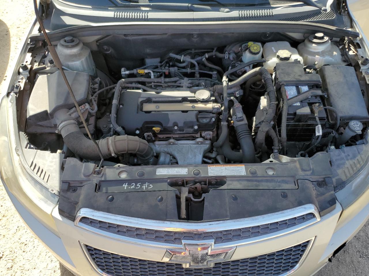 2014 Chevrolet Cruze - Image 11