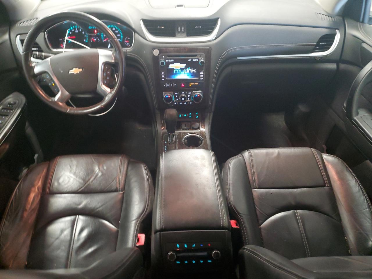 2015 Chevrolet Traverse - Image 8