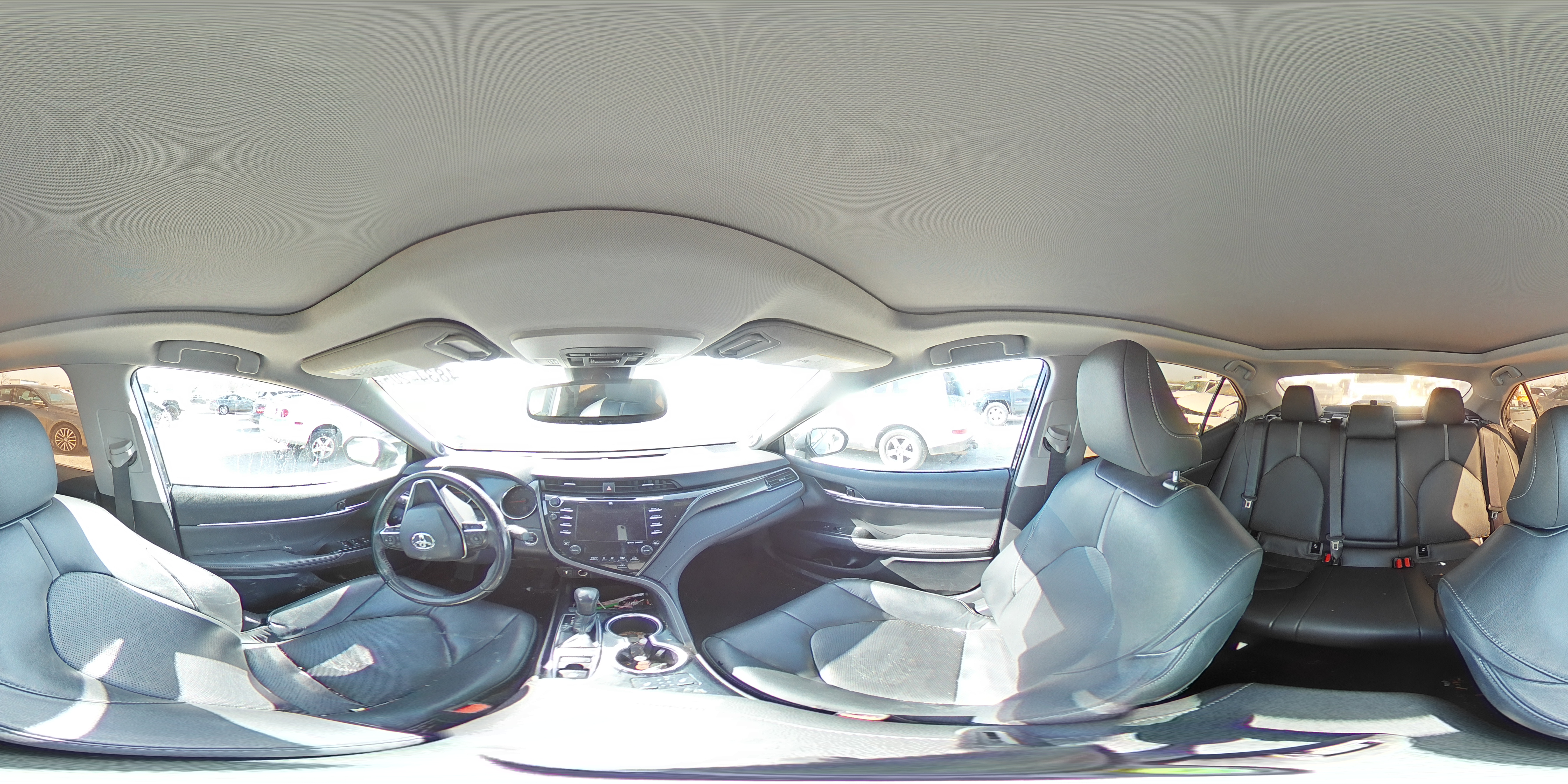 2019 Toyota Camry - Image 12
