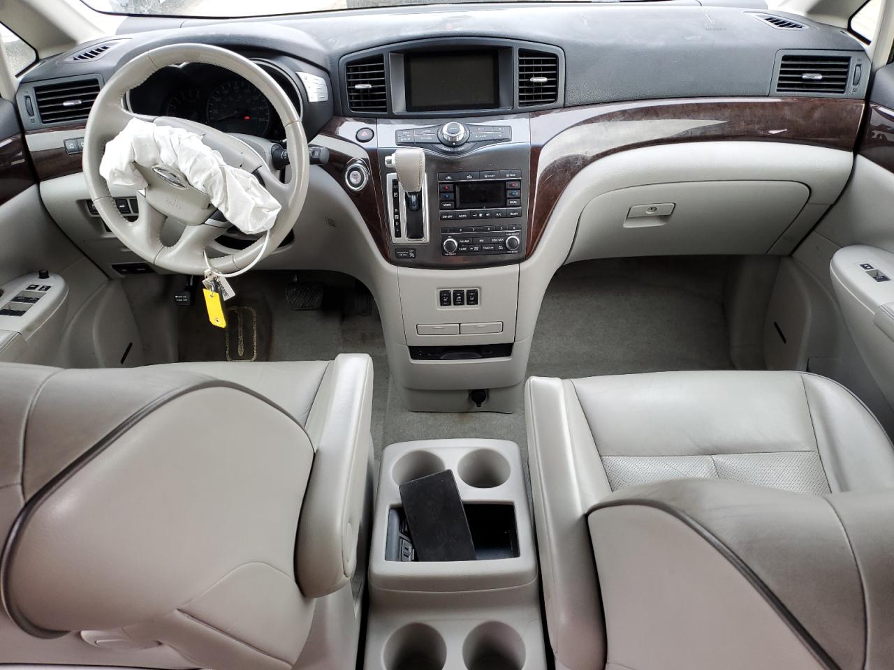 2011 Nissan Quest - Image 8