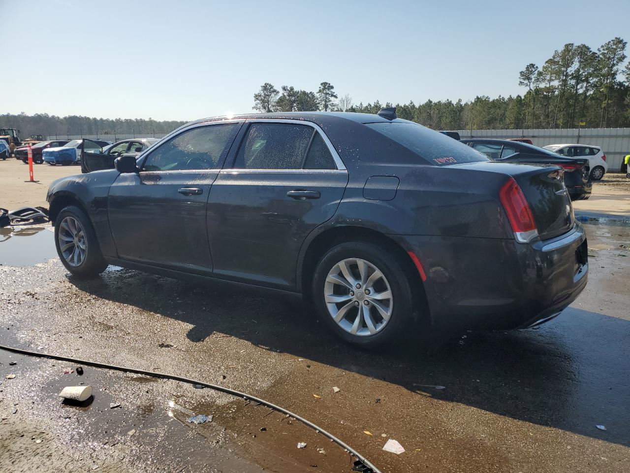2015 Chrysler 300 - Image 2