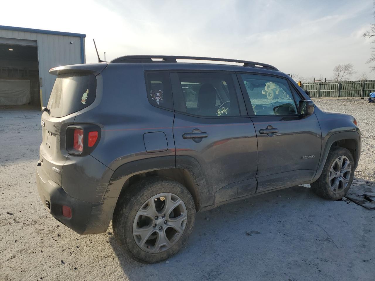 2019 Jeep Renegade - Image 3