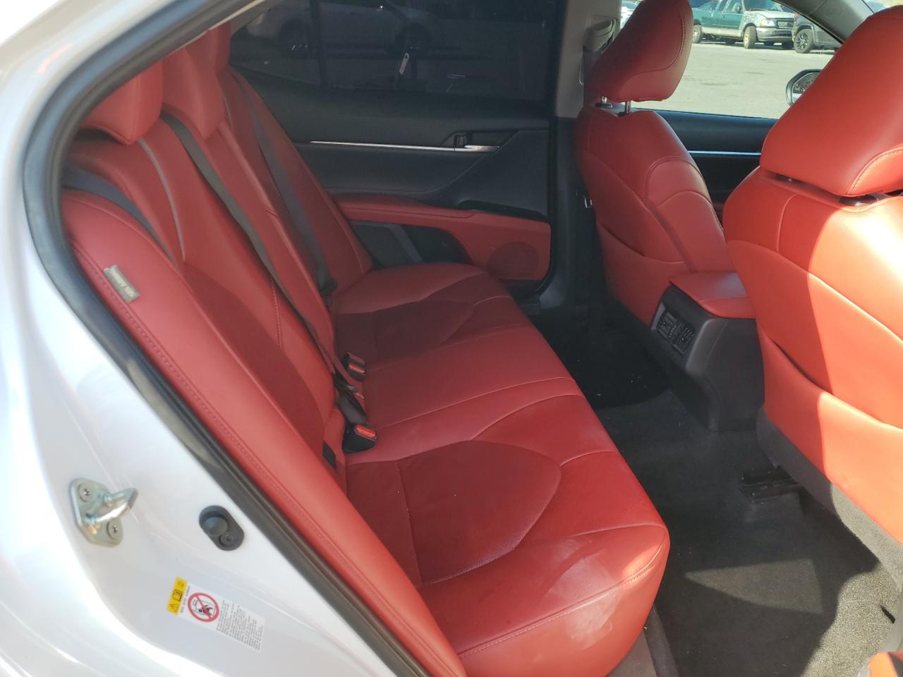 2018 Toyota Camry - Image 10