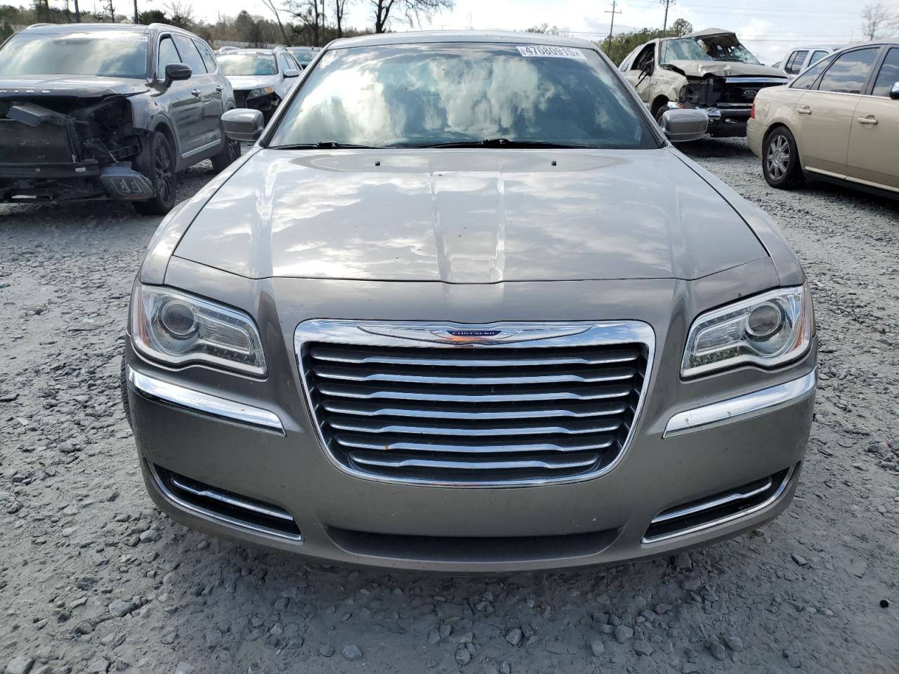 2014 Chrysler 300 - Image 5