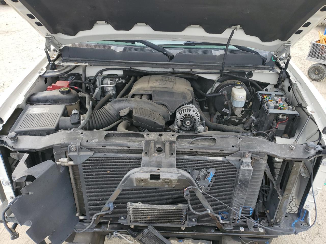 2013 Chevrolet Silverado - Image 11