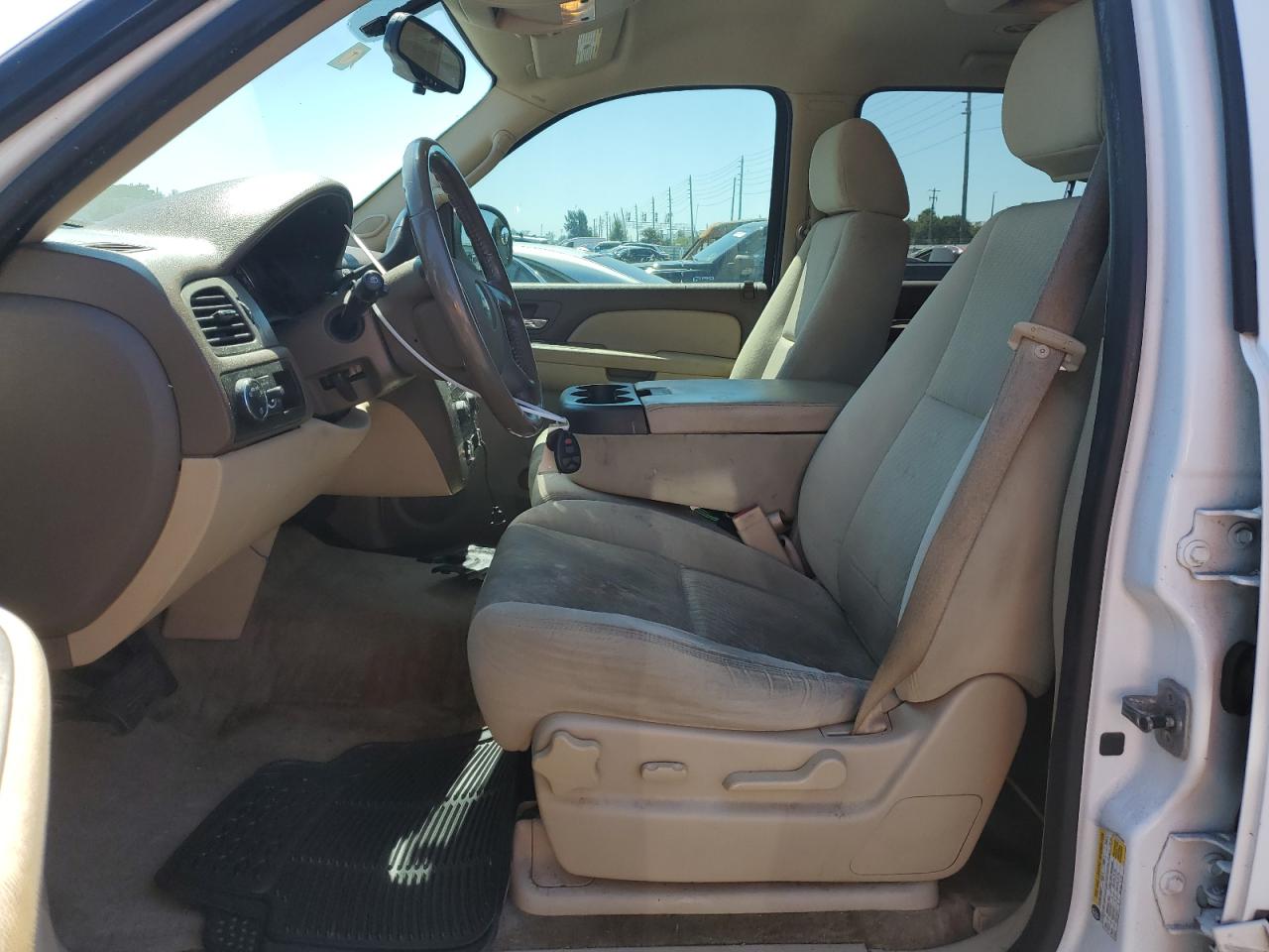 2009 Chevrolet Tahoe - Image 7