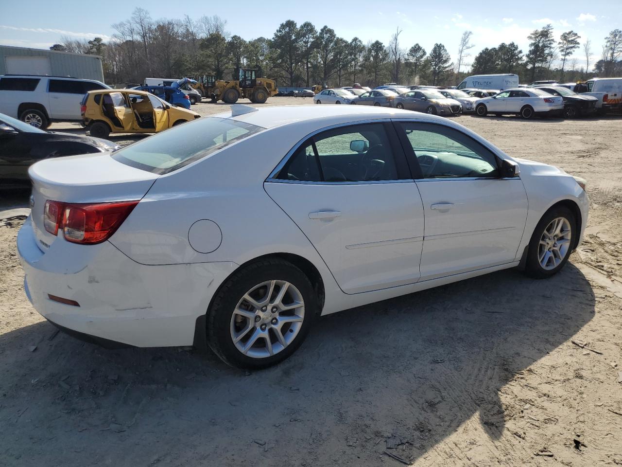 2015 Chevrolet Malibu - Image 3
