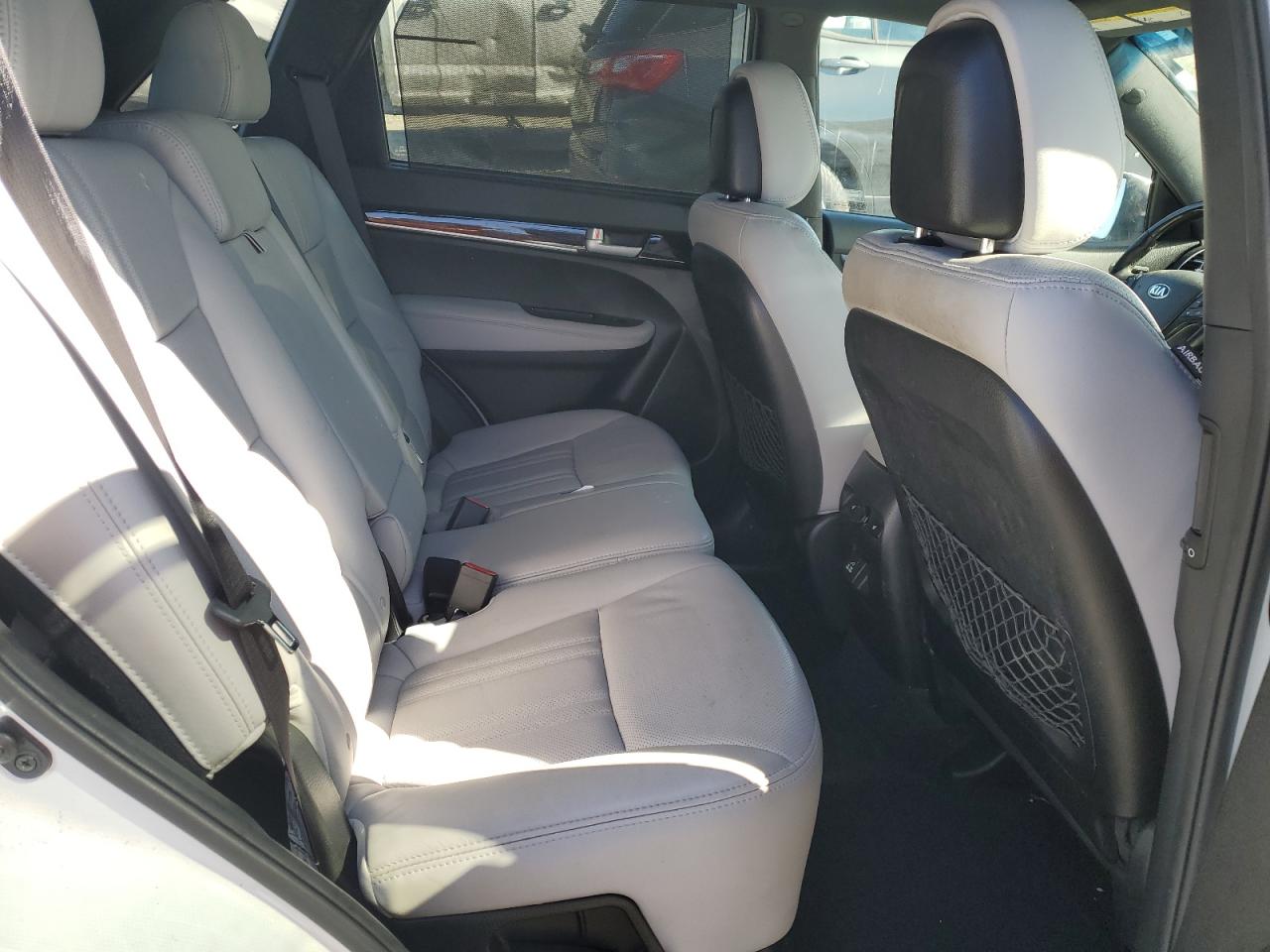 2015 Kia Sorento - Image 10