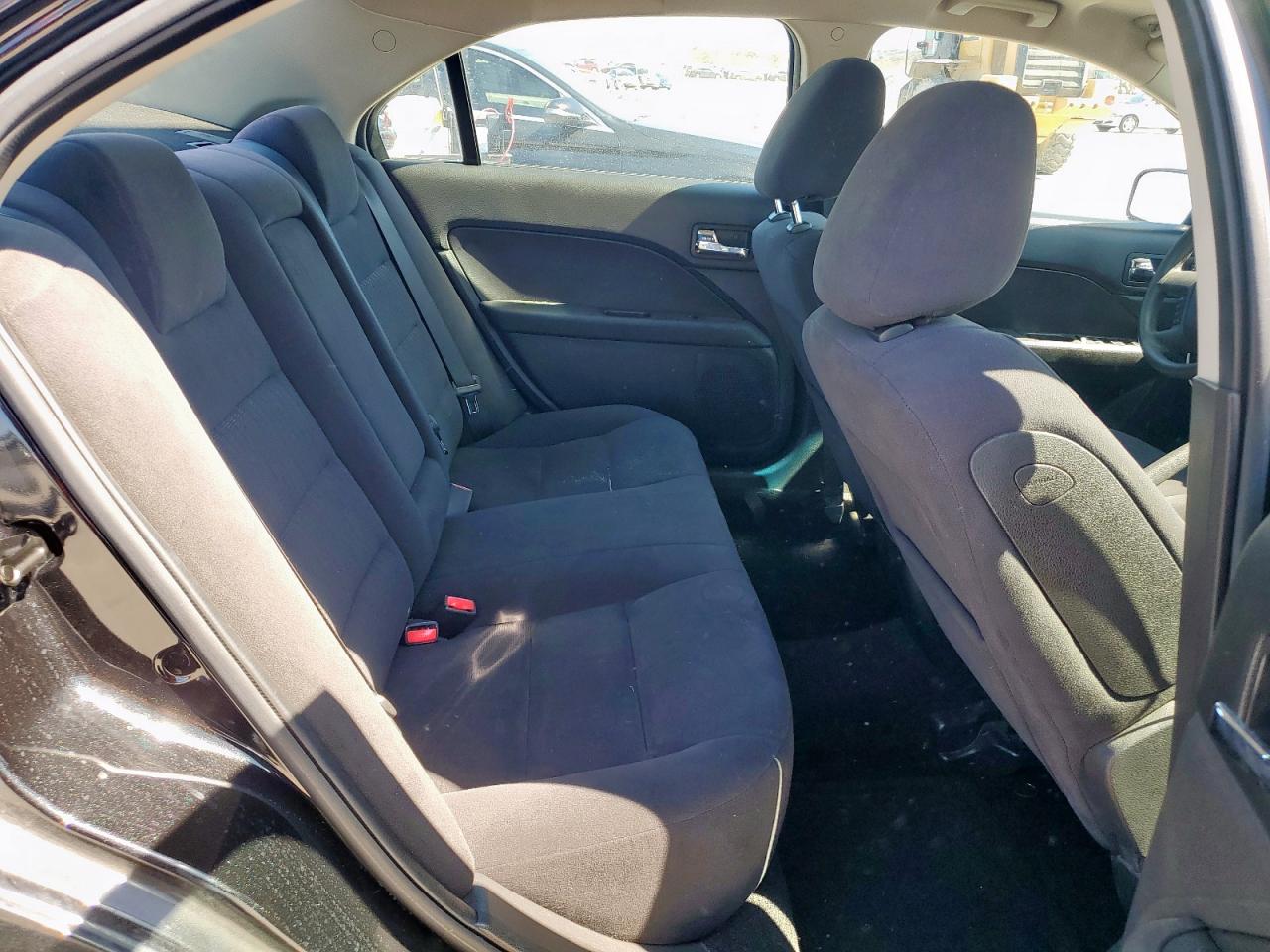 2009 Ford Fusion - Image 10